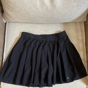 Alo Yoga varsity tennis skirt size medium